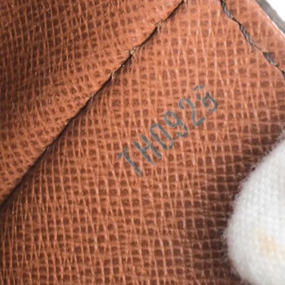 LOUIS VUITTON Saint Cloud MM Shoulder Bag Monogram Leather Brown M51243 17FA183 - Picture 6 of 16